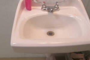 Repair Handyman Retail Clogged Sink - Repair
