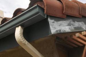 Carpentry Fascia Refinish Repair - Carpentry