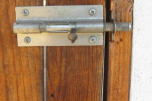 Carpentry Fence Install Replacement - Carpentry