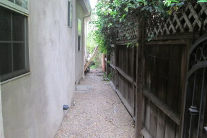 Carpentry Fence Leaning Repair - Carpentry