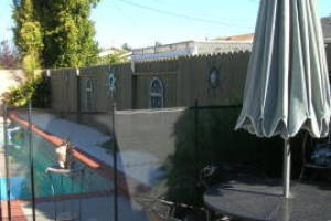 Carpentry Gate Dryrot Repair - Carpentry