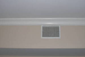 Carpentry Moulding Crown Install - Carpentry