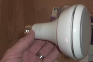 Electrical Recessed Light Bulb Repair - Electrical