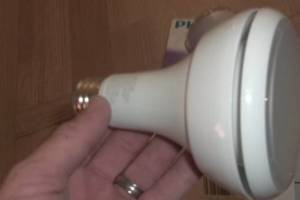 Electrical Recessed Light Bulb Repair - Electrical