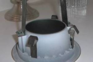 Electrical Recessed Light Bulb Repair - Electrical