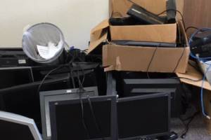Hauling Business Office Cleanout - Hauling