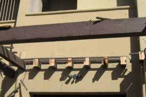 Hauling Home Trellis Demo Driveway - Hauling