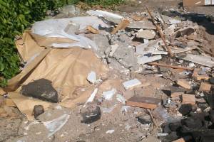Hauling Home Yard Demo Debris - Hauling