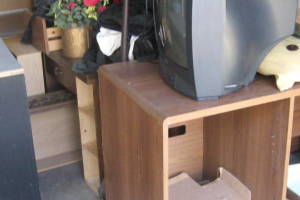 Hauling Moving Cleanups Funiture Removal - Hauling