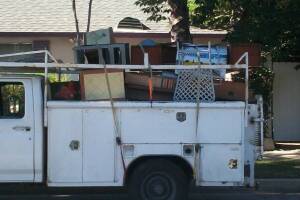 Hauling Moving Cleanups Garage Boxes - Hauling