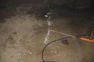 Landscaping Pressure Washing Driveway Garage - Landscaping