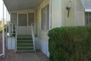 Landscaping Pressure Washing Mobile Home - Landscaping