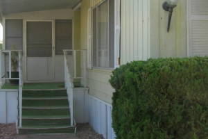 Landscaping Pressure Washing Mobile Home - Landscaping