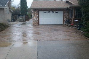 Landscaping Pressure Washing Oil Yard Debris - Landscaping