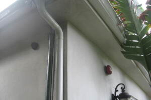 Landscaping Pressure Washing Walls Spiderwebs - Landscaping