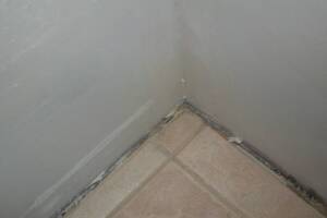 Painting Drywall Baseboard Plaster Repair - Painting