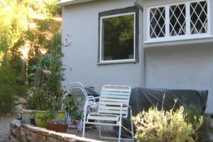 Painting Stucco Window Wall Cracks - Painting