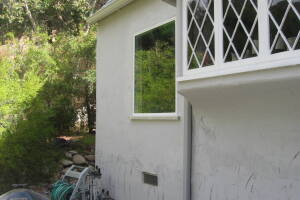 Painting Stucco Window Wall Cracks - Painting