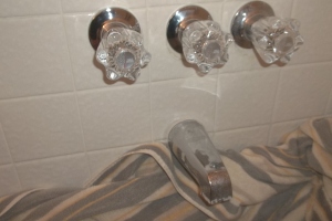 Plumbing Tub Shower Faucet Repairs - Plumbing