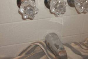 Plumbing Tub Shower Faucet Repairs - Plumbing