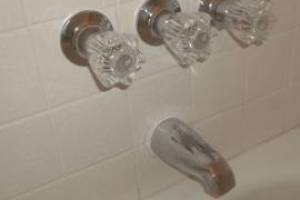 Plumbing Tub Shower Faucet Repairs - Plumbing