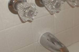 Plumbing Tub Shower Faucet Repairs - Plumbing