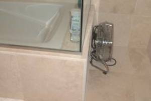 Plumbing Tub Shower Leak Caulking - Plumbing