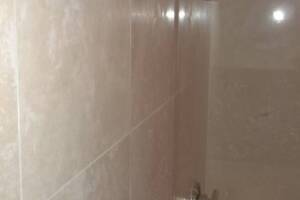 Plumbing Tub Shower Leak Caulking - Plumbing