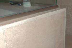 Plumbing Tub Shower Leak Caulking - Plumbing