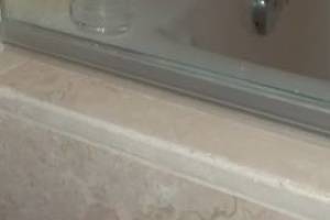 Plumbing Tub Shower Leak Caulking - Plumbing