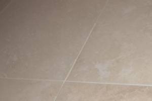 Plumbing Tub Shower Leak Caulking - Plumbing