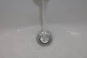 Plumbing Faucet Bathroom Replace - Plumbing
