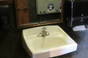 Plumbing Faucet Leak Part Replace - Plumbing
