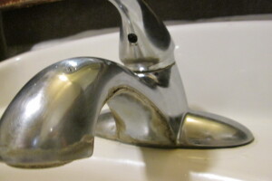 Plumbing Faucet Leak Part Replace - Plumbing