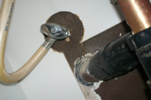 Plumbing Faucet Leaking Parts Replaced - Plumbing