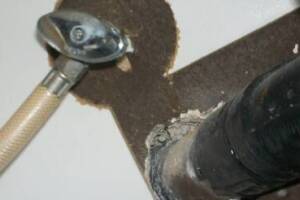 Plumbing Faucet Leaking Parts Replaced - Plumbing