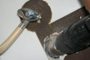 Plumbing Faucet Leaking Parts Replaced - Plumbing