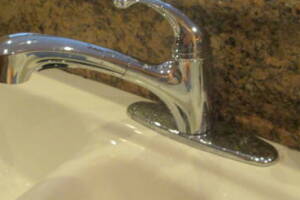 Plumbing Faucet Leaky Repairs - Plumbing