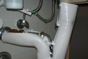 Plumbing Faucet Store Restroom Replacement - Plumbing