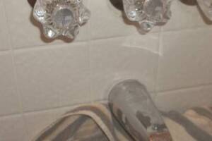 Plumbing Tub Shower Faucet Repairs - Plumbing