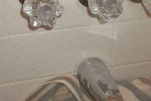Plumbing Tub Shower Faucet Repairs - Plumbing