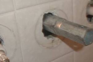 Plumbing Tub Shower Faucet Repairs - Plumbing