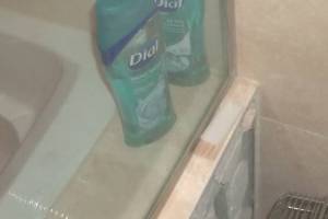Plumbing Tub Shower Leak Caulking - Plumbing