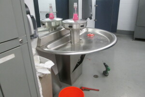 Plumbing Sink Retail Restroom Unclogged - Plumbing