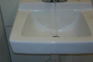 Plumbing Sink Unclogged Retail Restroom - Plumbing