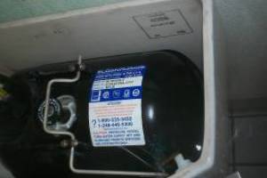 Plumbing Toilet Sloan Flushmate Replace - Plumbing