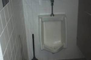 Plumbing Urinal Clogged Maintenance Retail - Plumbing
