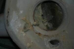 Plumbing Urinal Clogged Maintenance Retail - Plumbing
