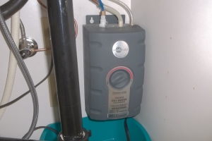 Plumbing Water Heater Instant Replacement - Plumbing