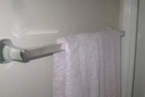 Remodel Bathroom Paint Plumbing Repairs - Remodeling